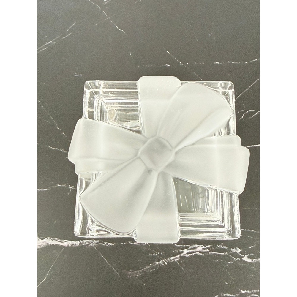 VTG Tiffany & Co. Crystal Box with Frosted Bow 3" Square - Picture 3 of 9